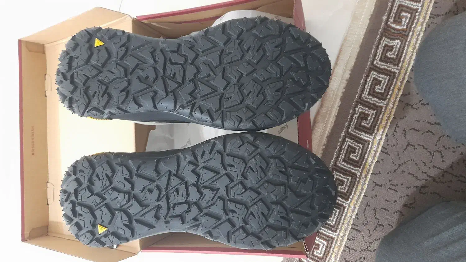 ۲جفت کتونی نو|کیف، کفش، کمربند|شاهدشهر, |دیوار