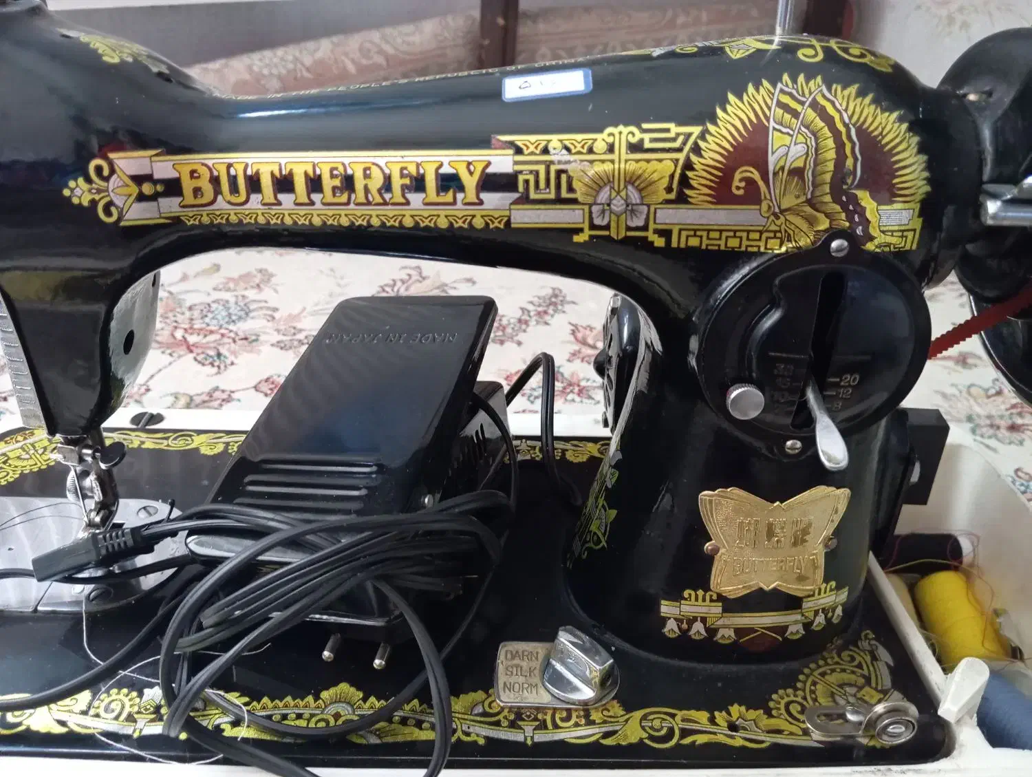 چرخ خیاطی پروانه با پدال برقی|چرخ خیاطی و ریسندگی|شیراز, دشت چنار|دیوار