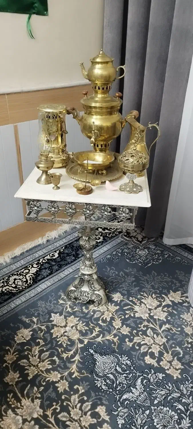 فروش تعداد دکوری برنز باقیمت مناسب و فوری|لوستر و چراغ آویز|قم, اسمعیل آباد|دیوار