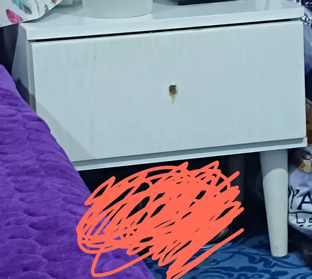 فروش فوری سرویس خواب  کامل قیمت ۲۵۰۰|تخت و سرویس خواب|اندیکا, |دیوار