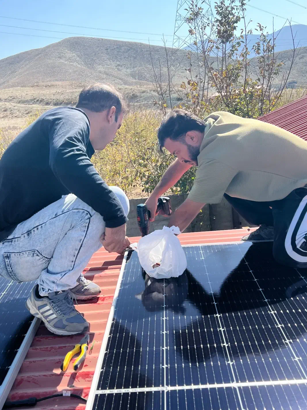 پروژه خورشیدی|مصالح و تجهیزات ساختمان|لواسان, |دیوار