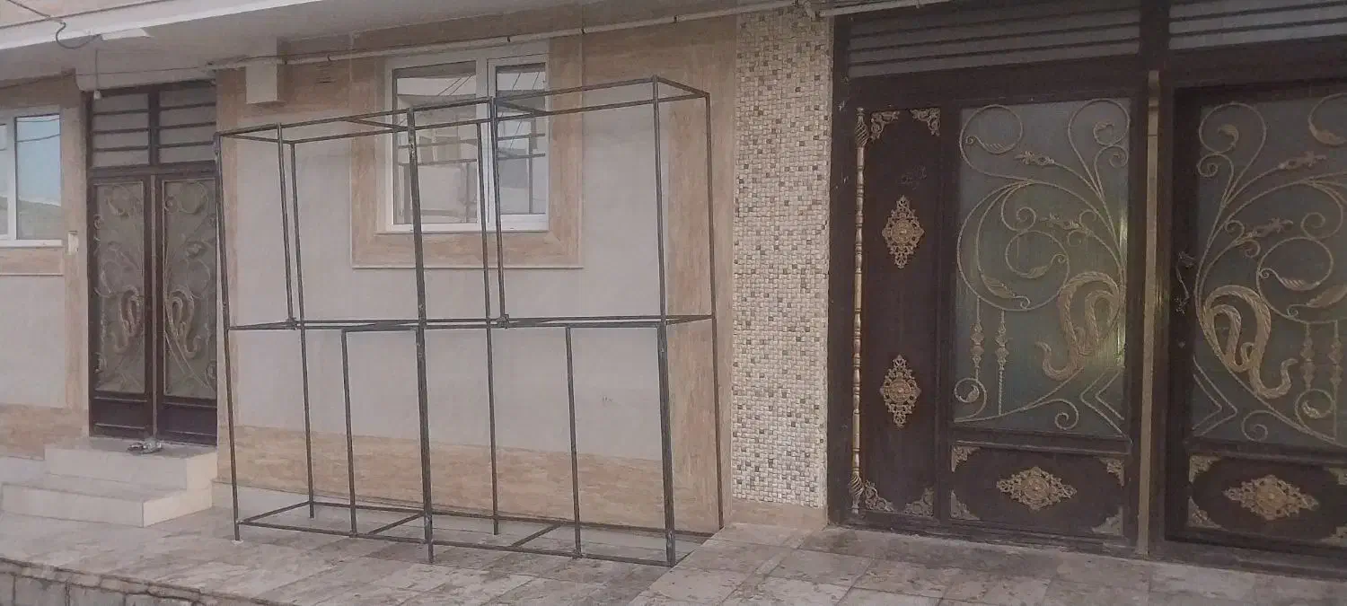 تور یا قفس|لوازم جانبی حیوانات|انگوران, |دیوار