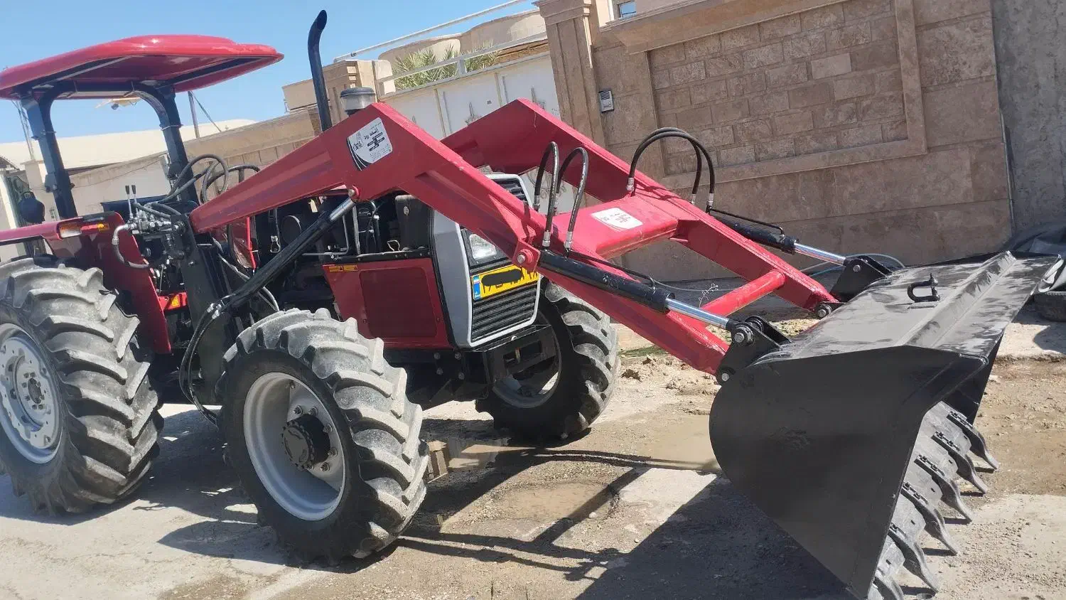 تراکتور ۴۷۵ با بیل اصفهان|خودرو سنگین|ایلام, |دیوار