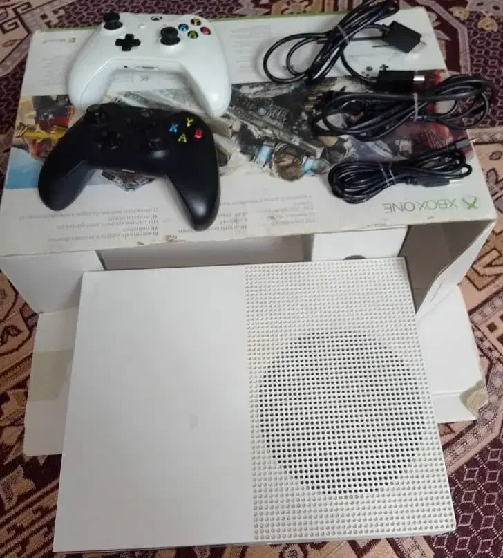 ایکس باکس|کنسول، بازی ویدئویی و آنلاین|لردگان, |دیوار