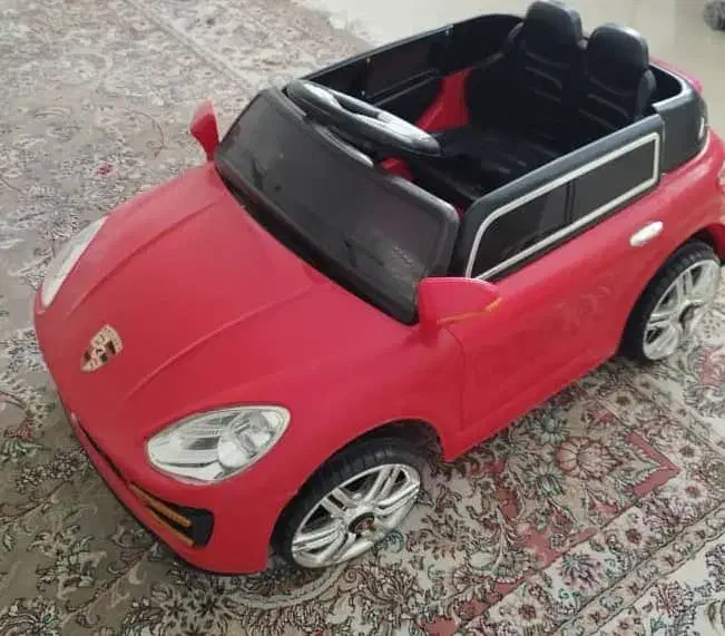 ماشین شارژی طرح پورشه قرمز فلش خور|اسباب و اثاث بچه|تهران, باشگاه نفت|دیوار