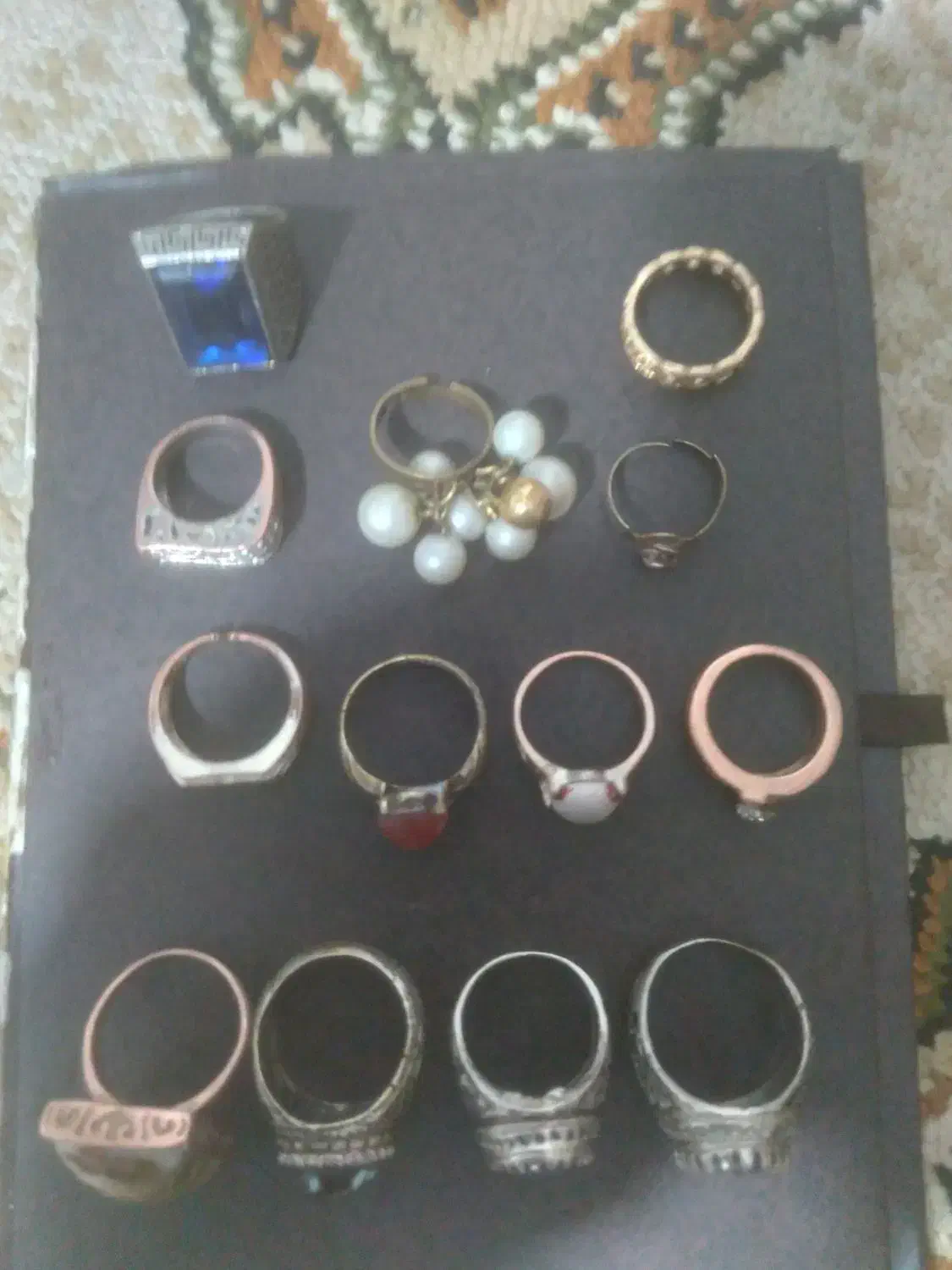 انگشتر|بدلیجات|هشتگرد, شهرک راه آهن|دیوار