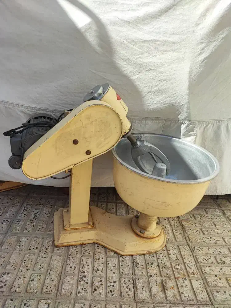 خمیرگیر 12 کیلویی|کافیشاپ و رستوران|لنجان, |دیوار