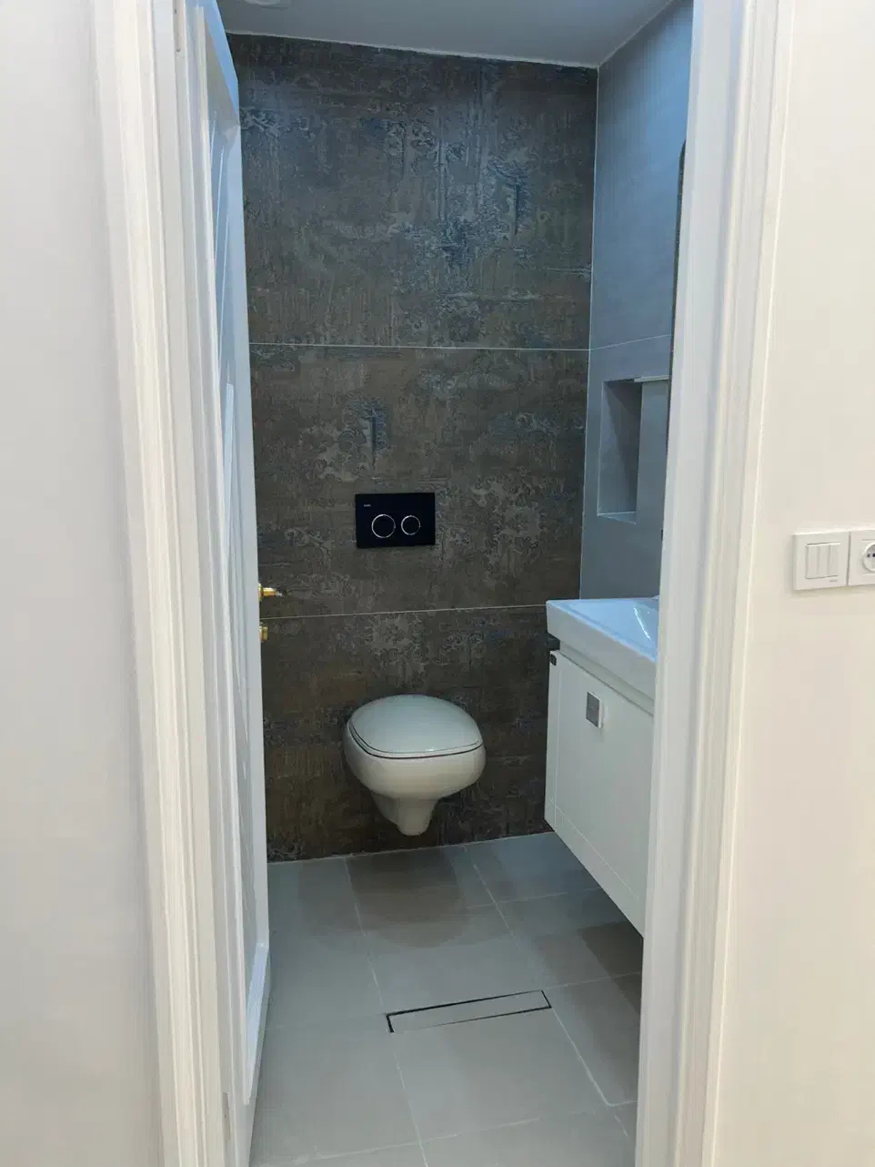 ۸۰متر آپارتمان شیک در سعادت اباد