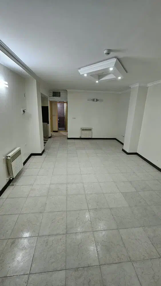 واحد خدماتی عطار تخلیه 100متر روبه خیابان اصلی|اجارهٔ دفتر کار، اتاق اداری، مطب|شاهینشهر, عطار|دیوار