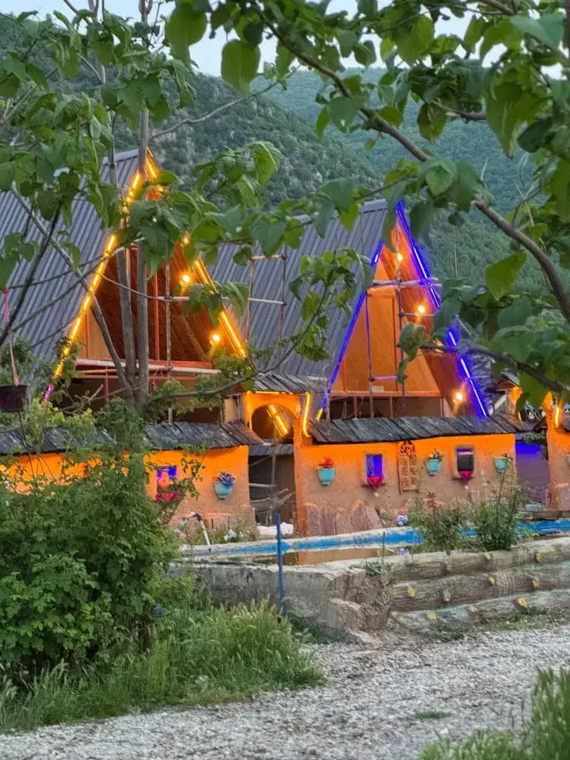 اجاره کلبه سویسی جکوزی کوهستانی جنگلی|اجارهٔ کوتاه‌مدت ویلا و باغ|کجور, |دیوار