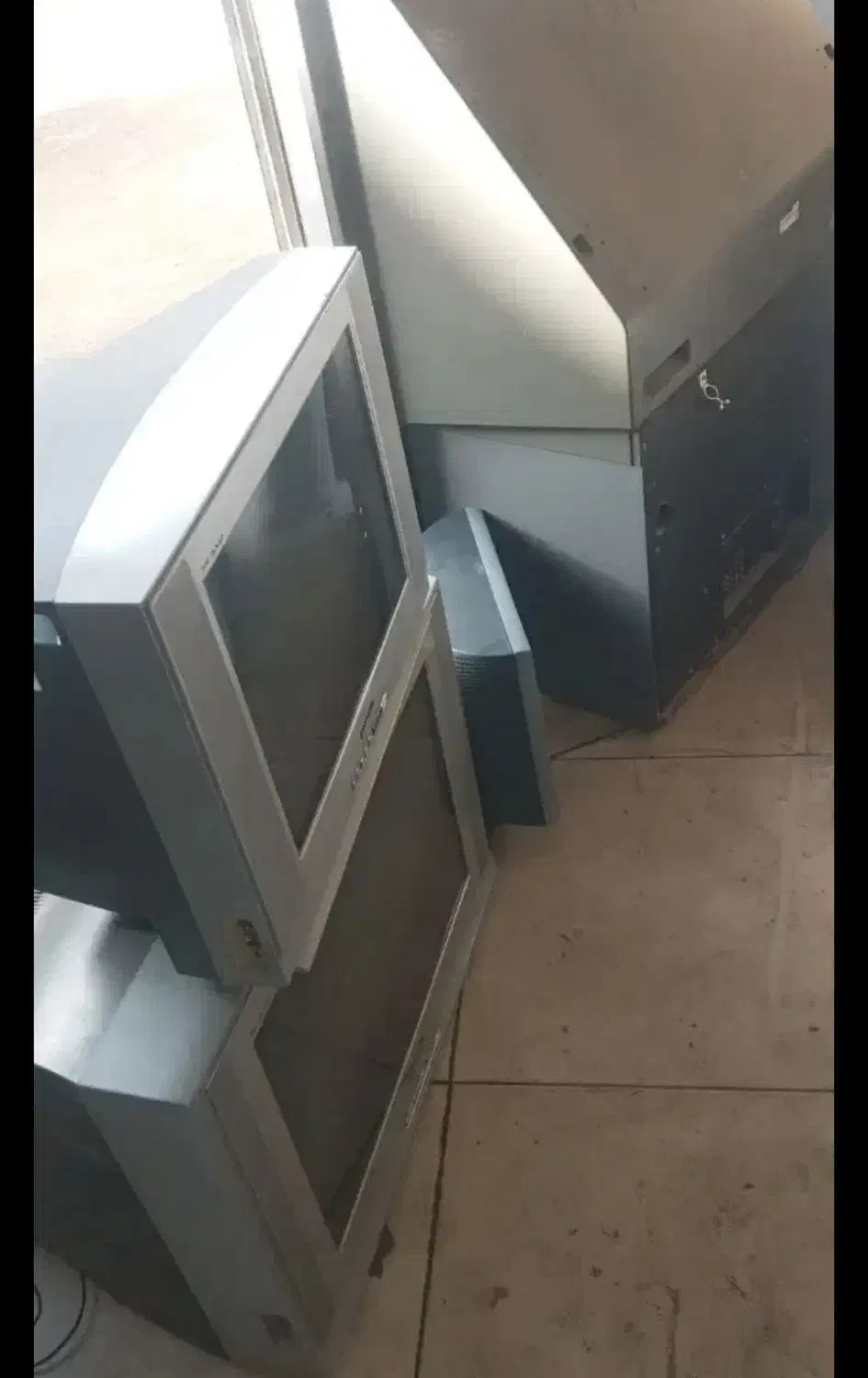 تلوزیون LG|تلویزیون و پروژکتور|سیرجان, |دیوار