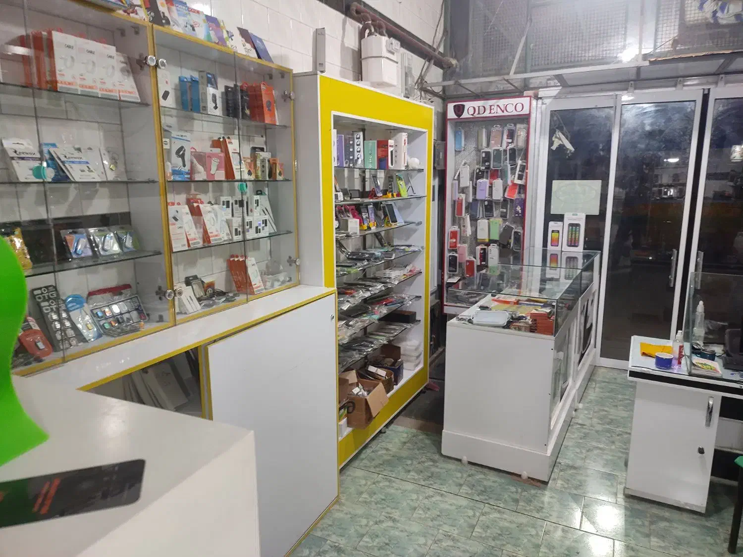 واگذاری موبایل فروشی|فروشگاه و مغازه|سبزوار, امیر کبیر|دیوار