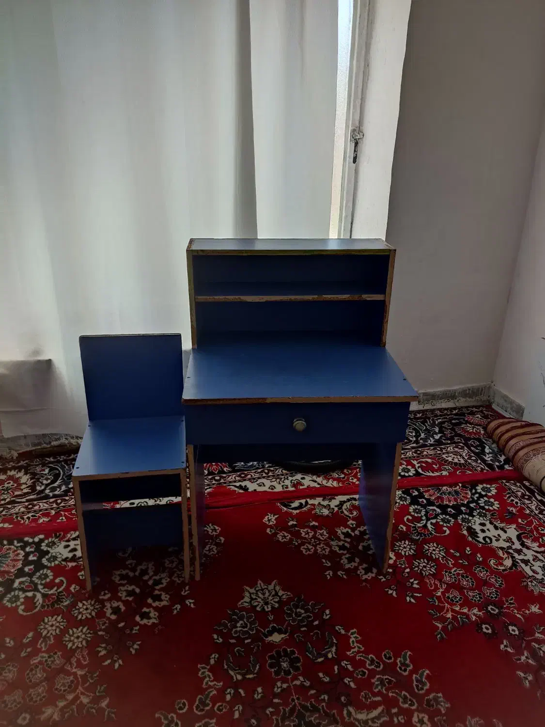 میز و صندلی تحریر|میز تحریر و کامپیوتر|ایلام, |دیوار