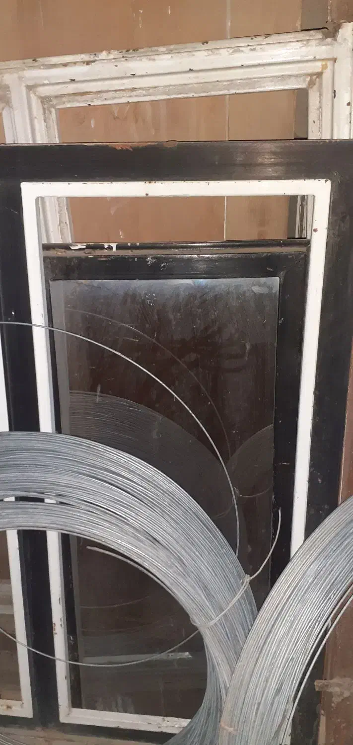 ۲ تا پنجره آهنی|حراج|تاکستان, |دیوار