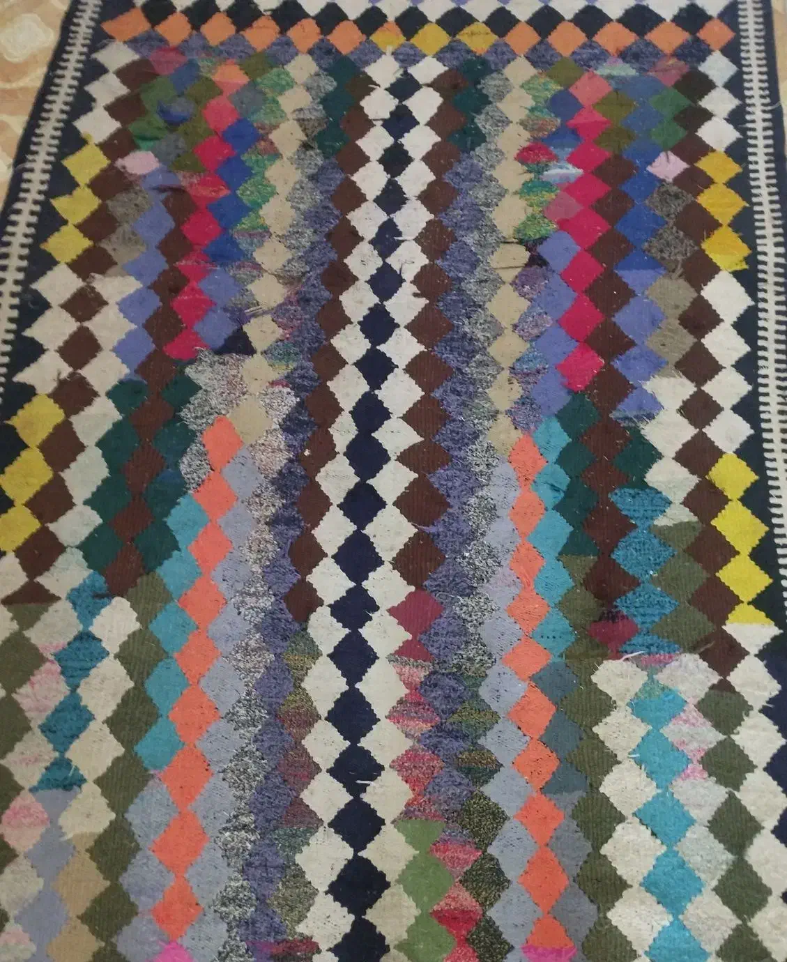 چندتا گلیم داریم|گلیم، جاجیم، گبه|کوهدشت, |دیوار