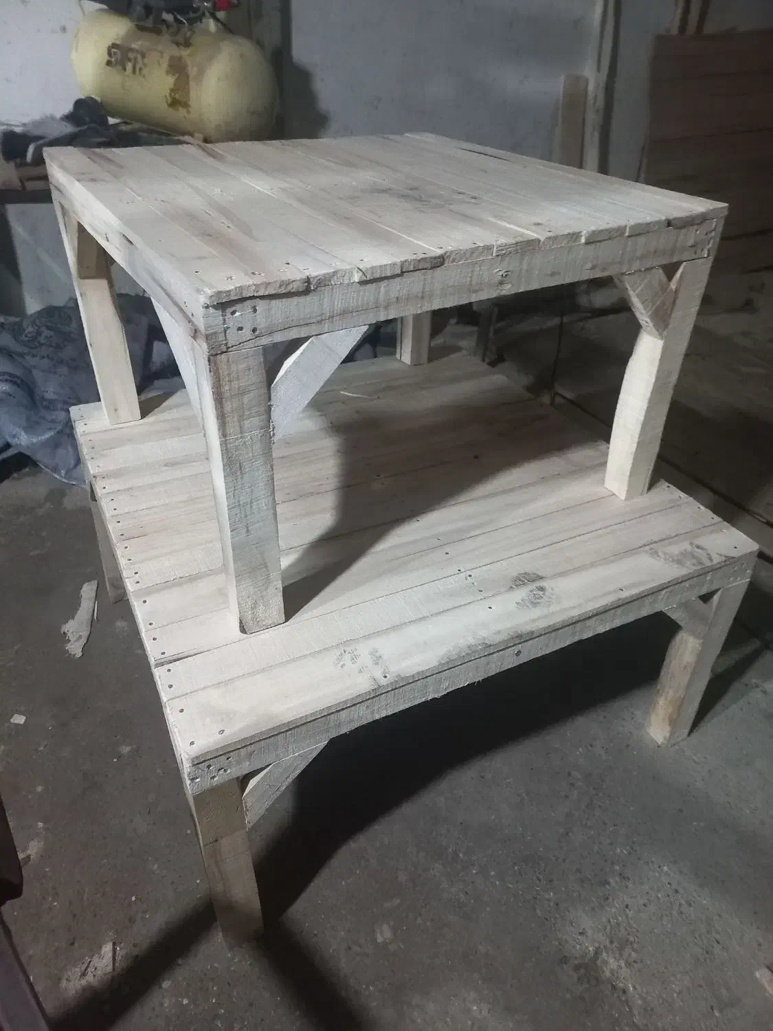 ساخت کرسی چوبی|خدمات پیشه و مهارت|تاکستان, |دیوار