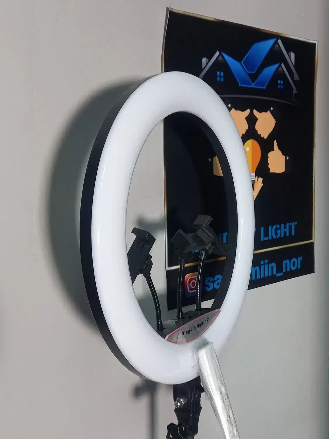 رینگ لایت45سانت 80وات با سه پایه بلند|دوربین عکاسی و فیلم‌برداری|تهران, لاله زار|دیوار