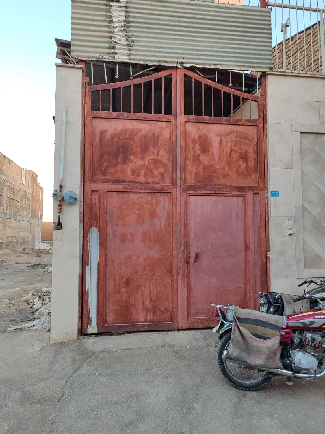 فروش درب گاراژی|مصالح و تجهیزات ساختمان|قم, شهر قائم|دیوار