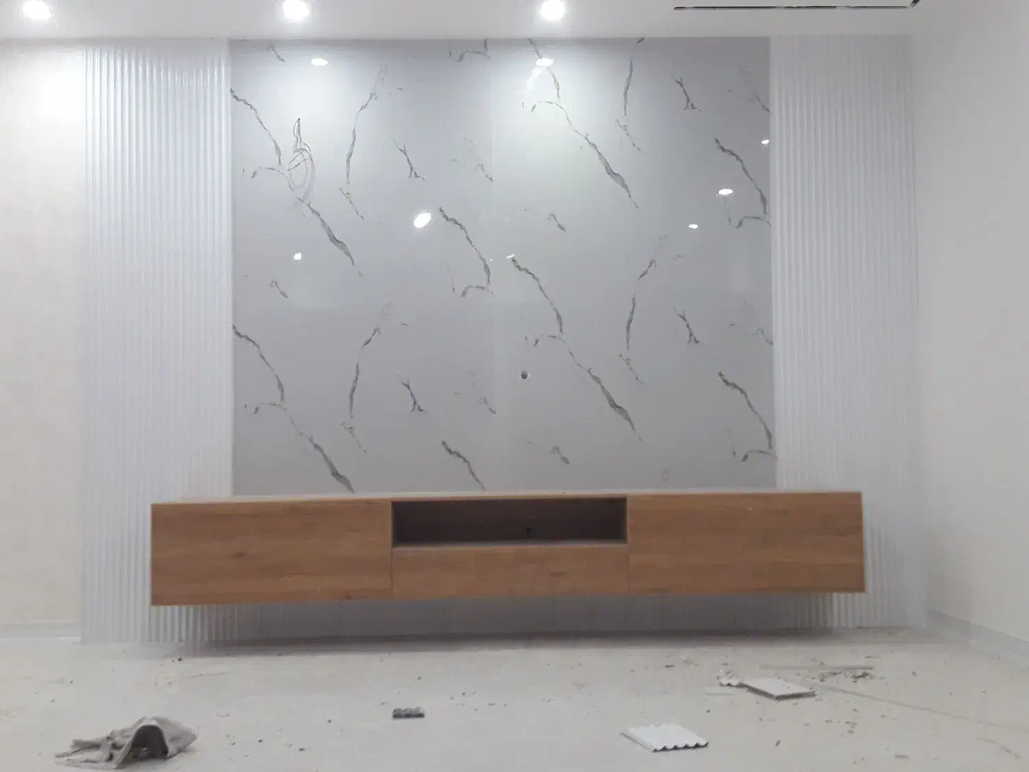 نصب و اجرای تخصصی سقف کاذب وقرنیز وانواع دیوارپوش|خدمات پیشه و مهارت|شاهینشهر, طالقانی|دیوار