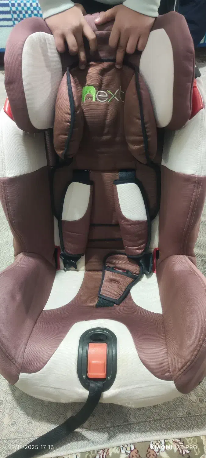 صندلی کودک داخل ماشین|تخت و صندلی بچه|کرمانشاه, |دیوار