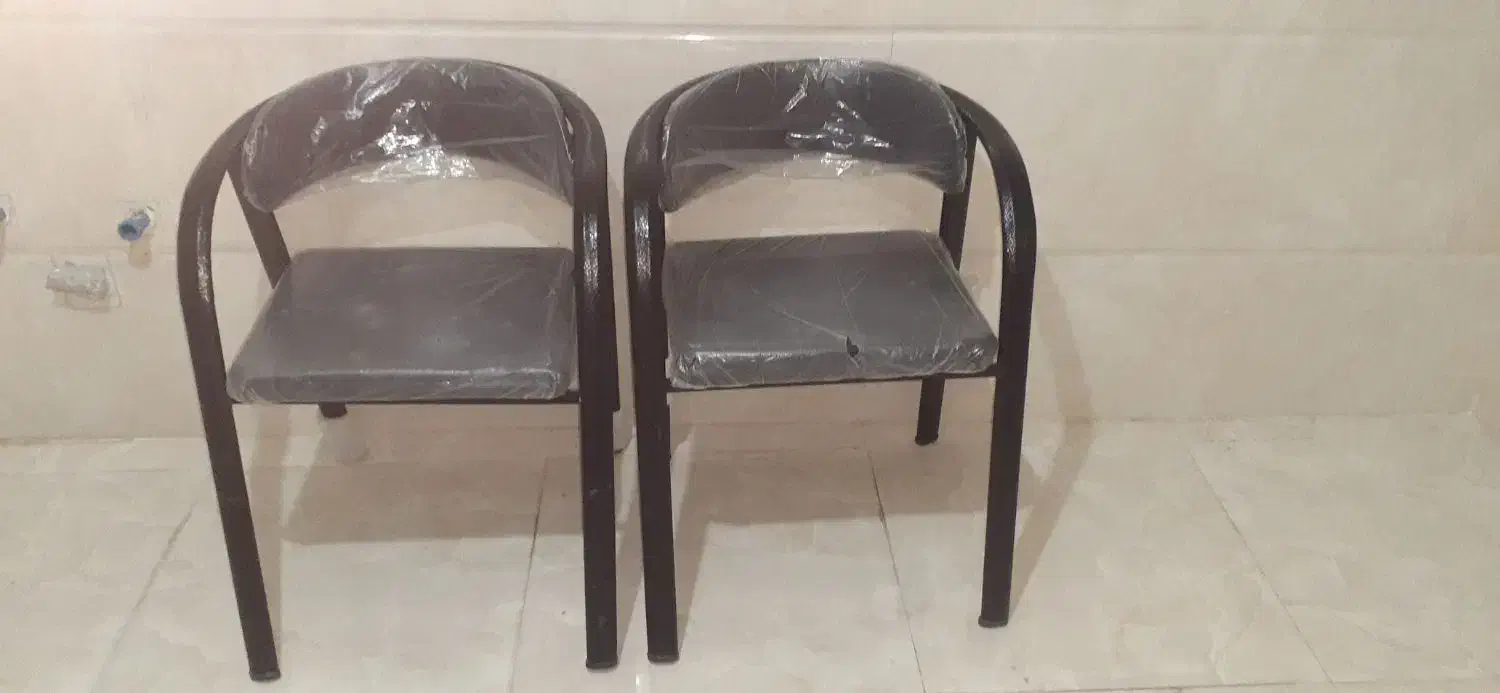 صندلی اداری درحد نو|مبلمان اداری|الیگودرز, |دیوار