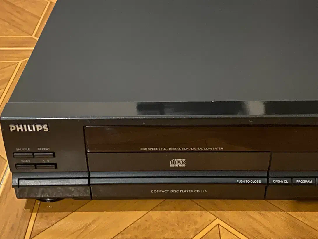 سی دی پلیر فیلیپس اروپایی|سیستم صوتی خانگی|تهران, چیتگر شمالی|دیوار