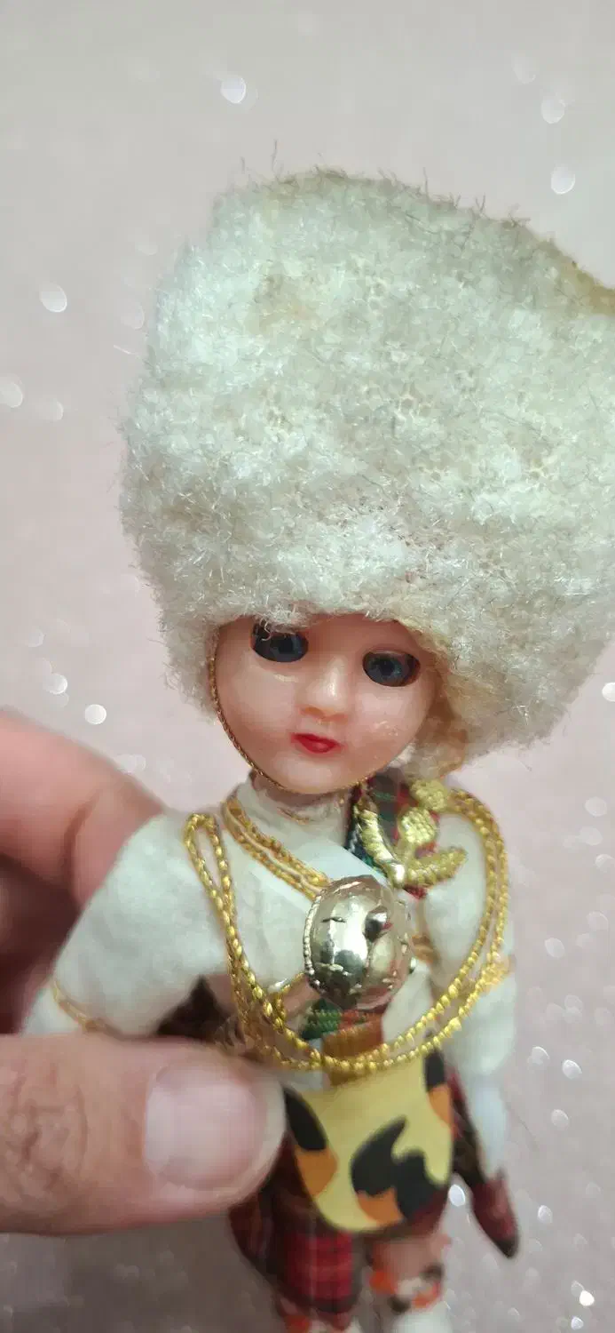 عروسک قدیمی نگهبان روسی|کلکسیون اشیاء عتیقه|ورامین, ورامین|دیوار