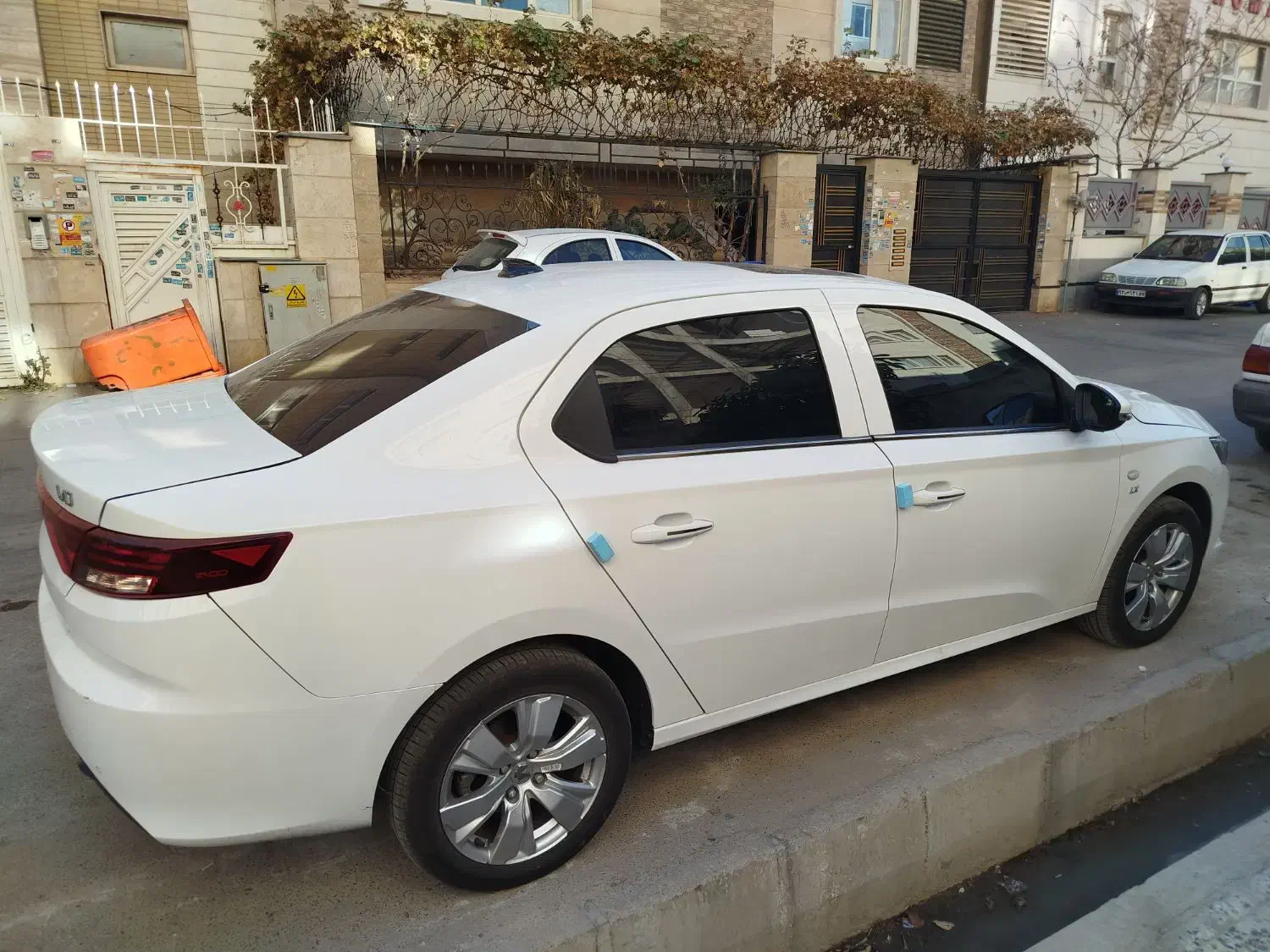 تارا اتومات v4|خودرو سواری و وانت|شیراز, شهرک فرهنگیان|دیوار