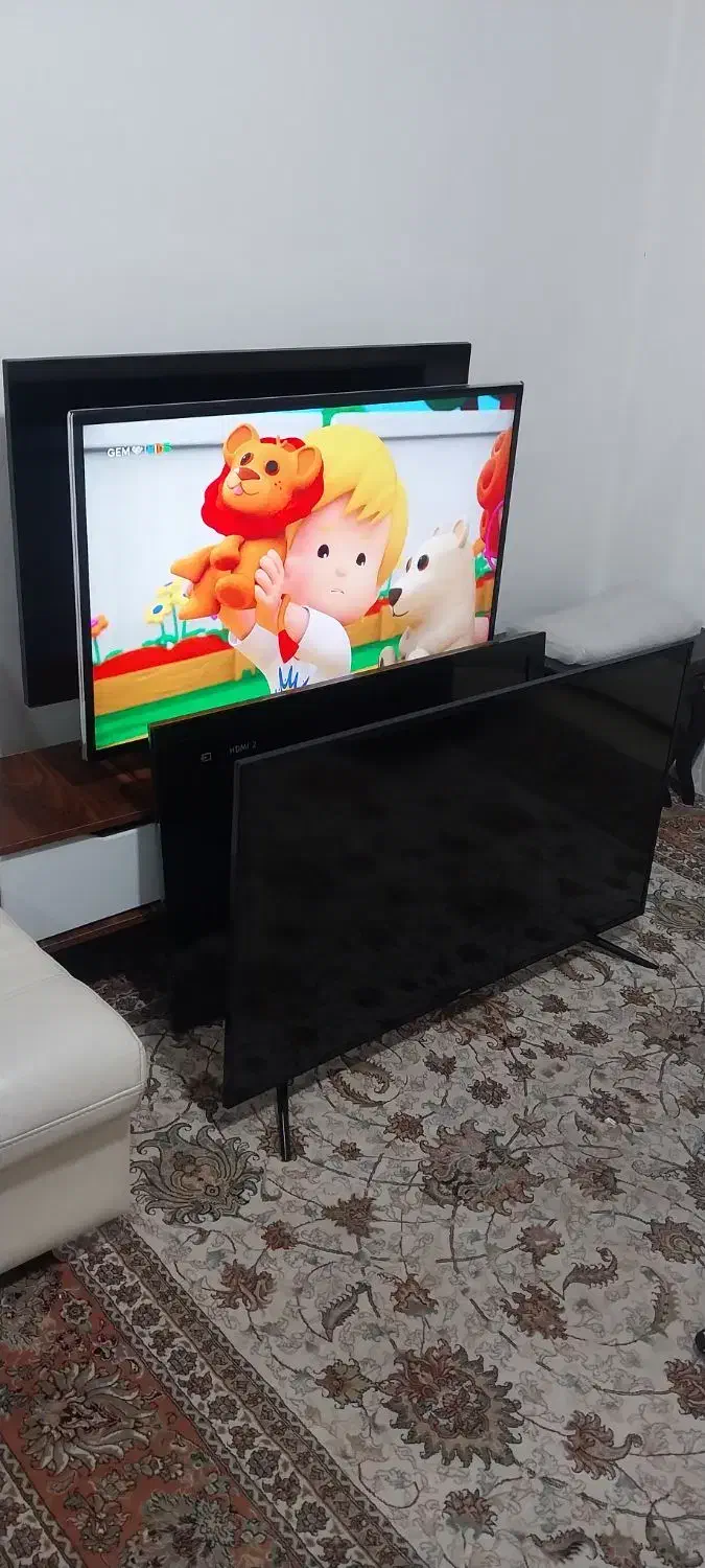 تلوزیون سامسونگ سونی|تلویزیون و پروژکتور|کرج, حصارک پایین|دیوار