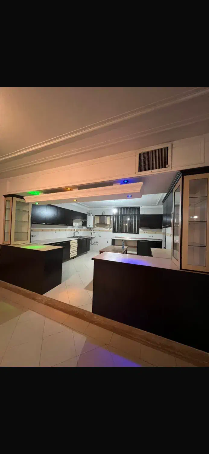 ویلایی شمالی ۳۰۰ متری /تخلیه /داخل شهر|اجارهٔ خانه و ویلا|آبیک, |دیوار