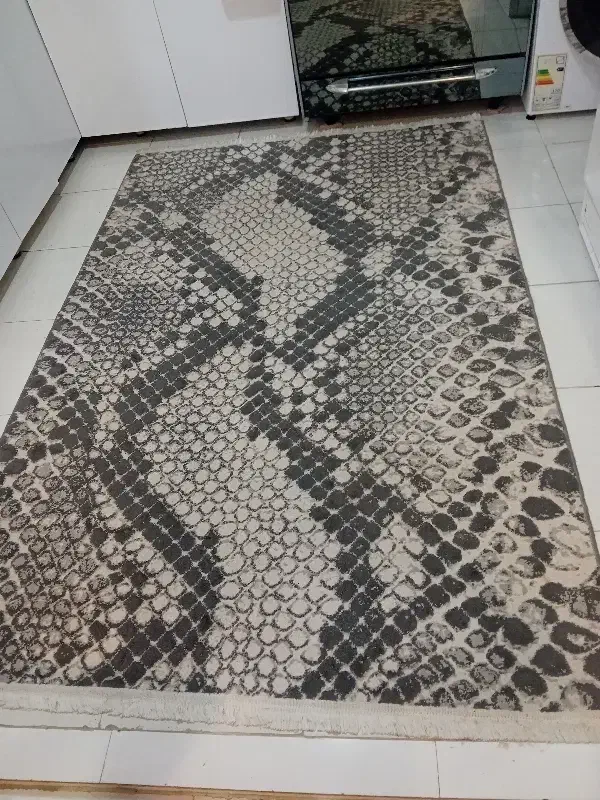 فرش|فرش|تربت‌حیدریه, پیشکوه|دیوار