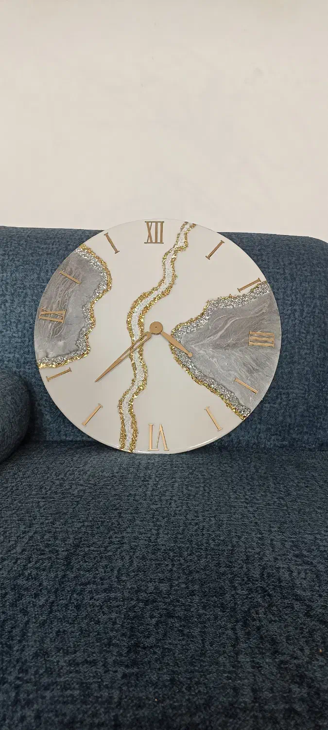 ساعت دیواری لوکس رزینی دست‌ساز و ترند|ساعت دیواری و تزئینی|قم, نیروگاه|دیوار