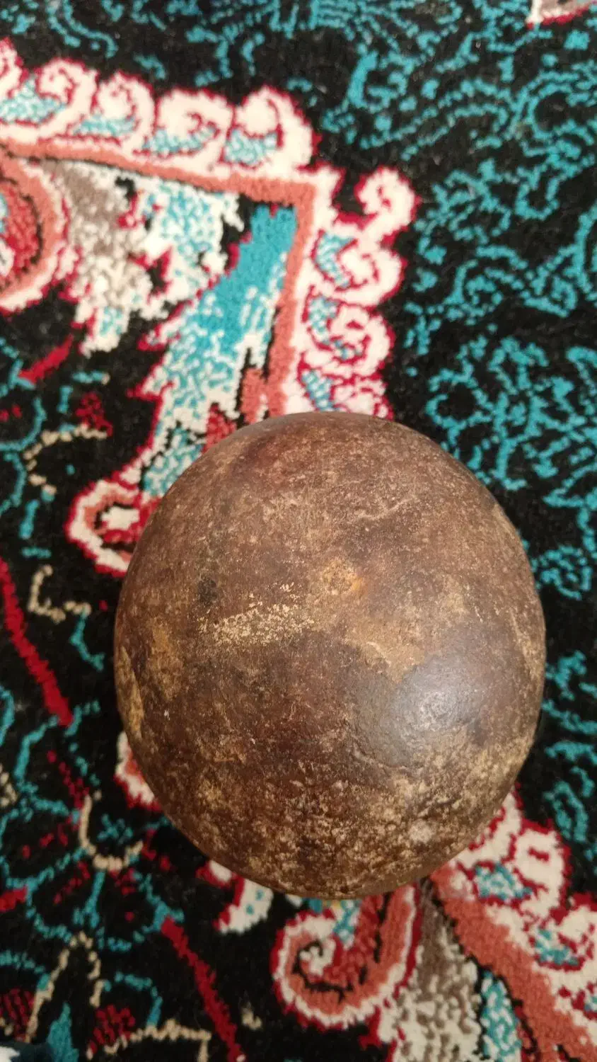 سنگ گرد|جواهرات|پاکدشت, حصار امیر|دیوار