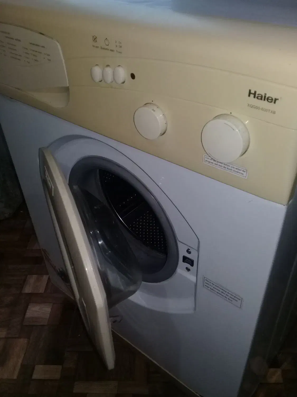 ماشین لباسشویی هایر|ماشین لباسشویی و خشک‌کن لباس|رشت, لاکان|دیوار