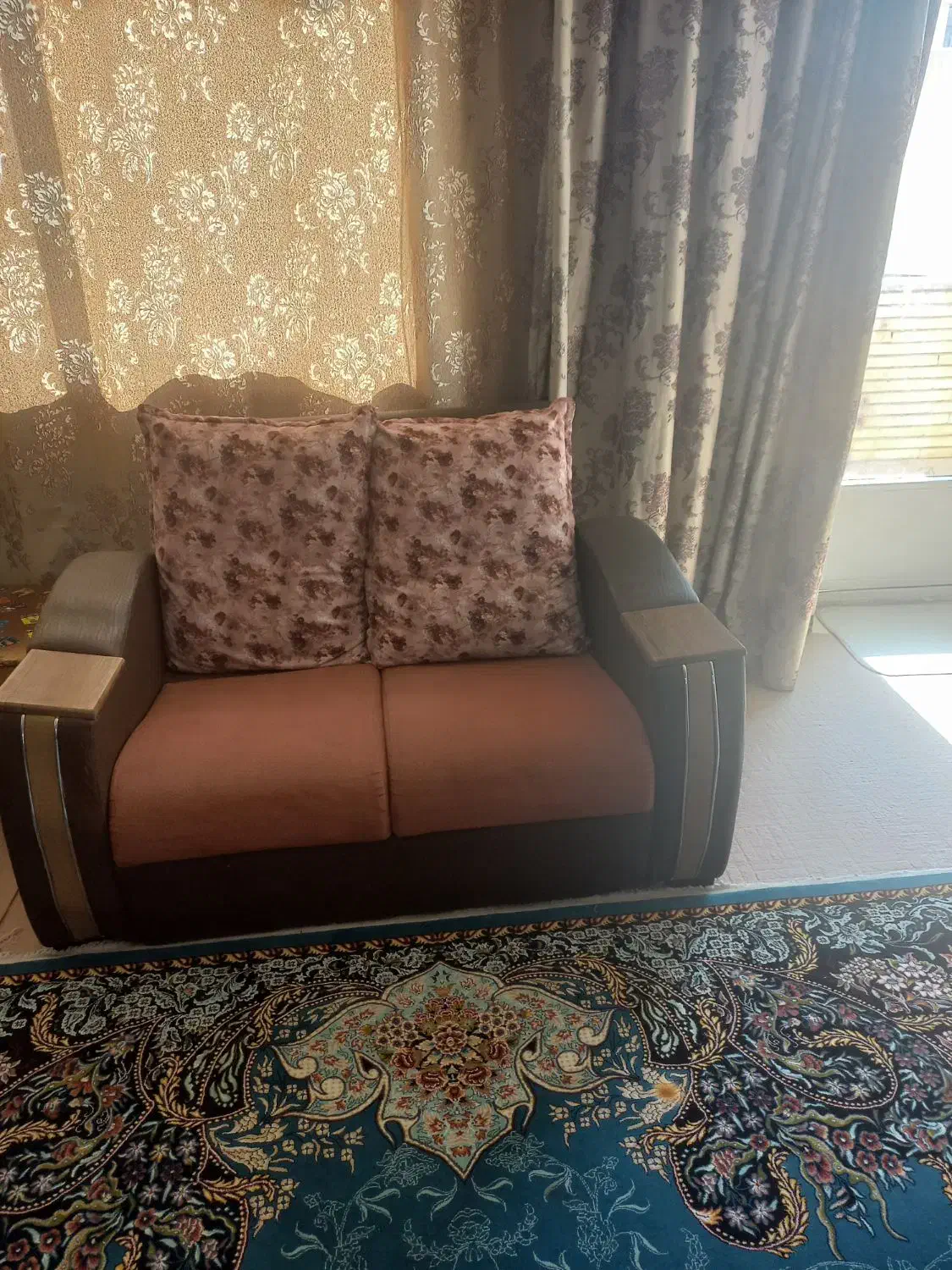 مبل و و میز عسلی|مبلمان خانگی و میز عسلی|فولادشهر, A6|دیوار