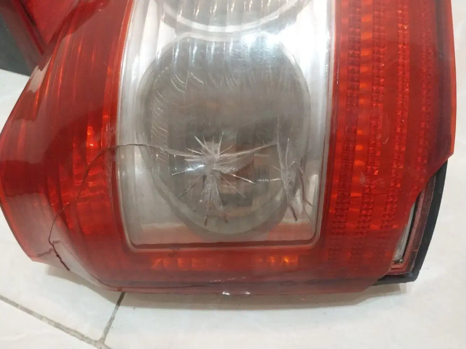 ضبط و گیربکس و چراغ خطر و رادیاتور|قطعات یدکی و لوازم جانبی|یزد, |دیوار