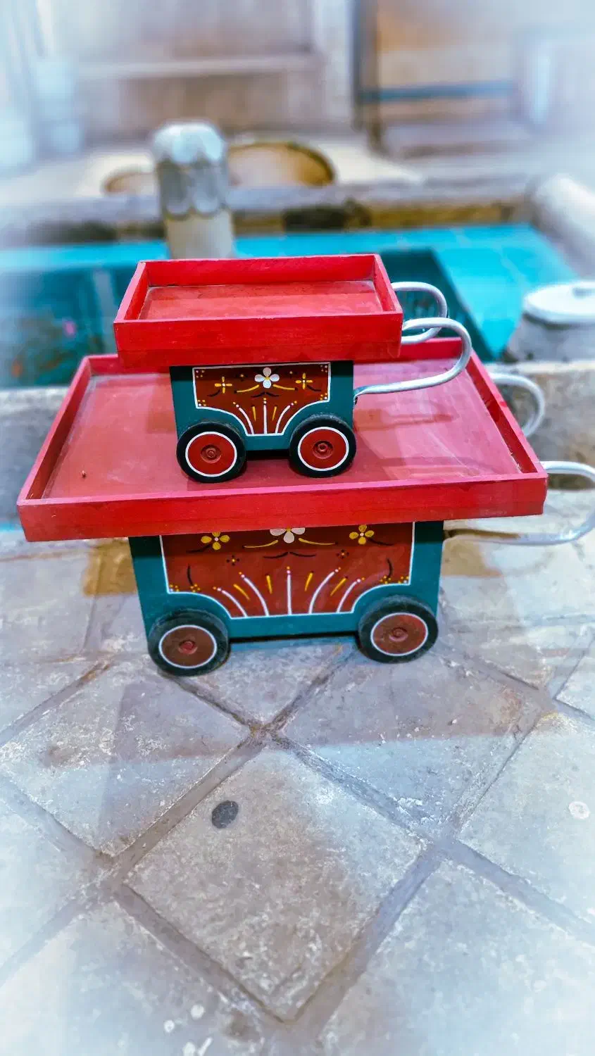 چرخ تافی و صندوقچه چوبی|صنایع دستی و سایر لوازم تزئینی|کاشان, بازار کاشان|دیوار