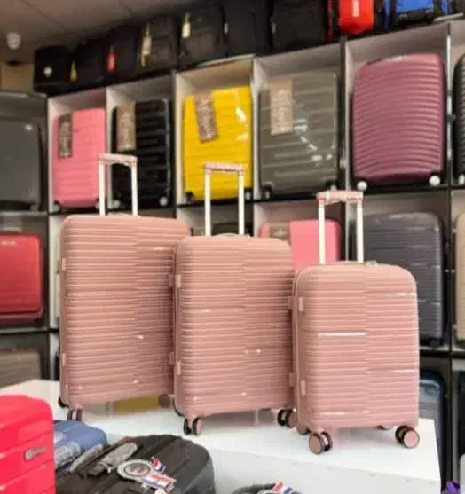 چمدان مسافرتی چهار چرخ کارینا زیپ دوبل سالنت|کیف، کفش، کمربند|تهران, بیسیم|دیوار