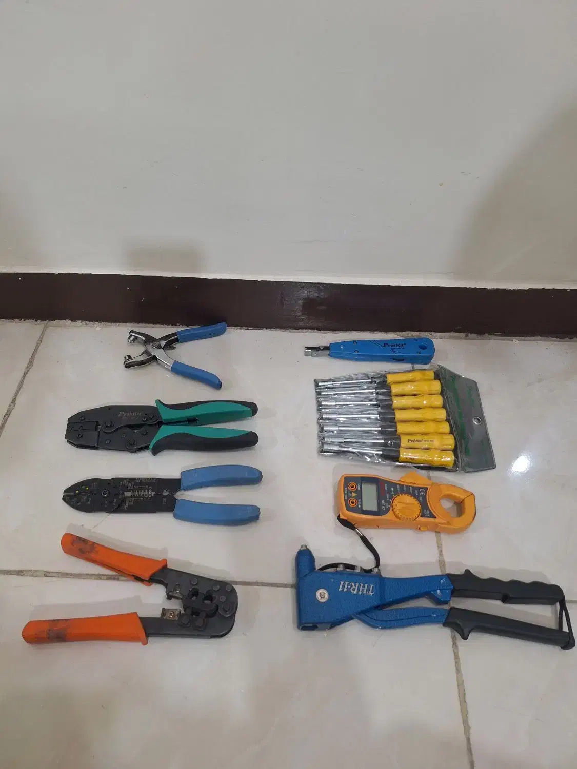 سیم لخت کن و سوکت زن|ابزارآلات|اهواز, کوروش|دیوار