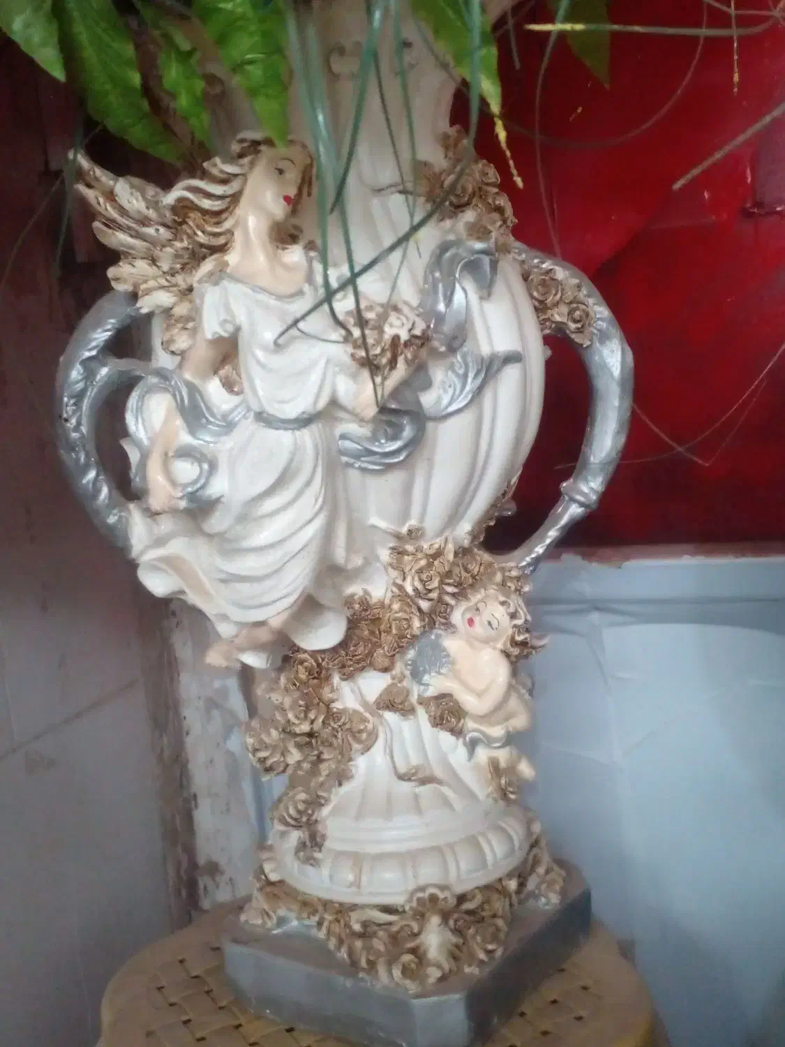 گل وگدان وجاشکلاتی|گل مصنوعی|شاهین‌شهر, شهرک گلدیس|دیوار