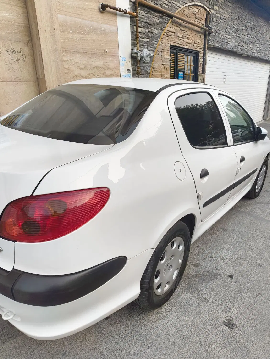 206v8 درحد|خودرو سواری و وانت|شیراز, شهرک گلدشت حافظ‎|دیوار