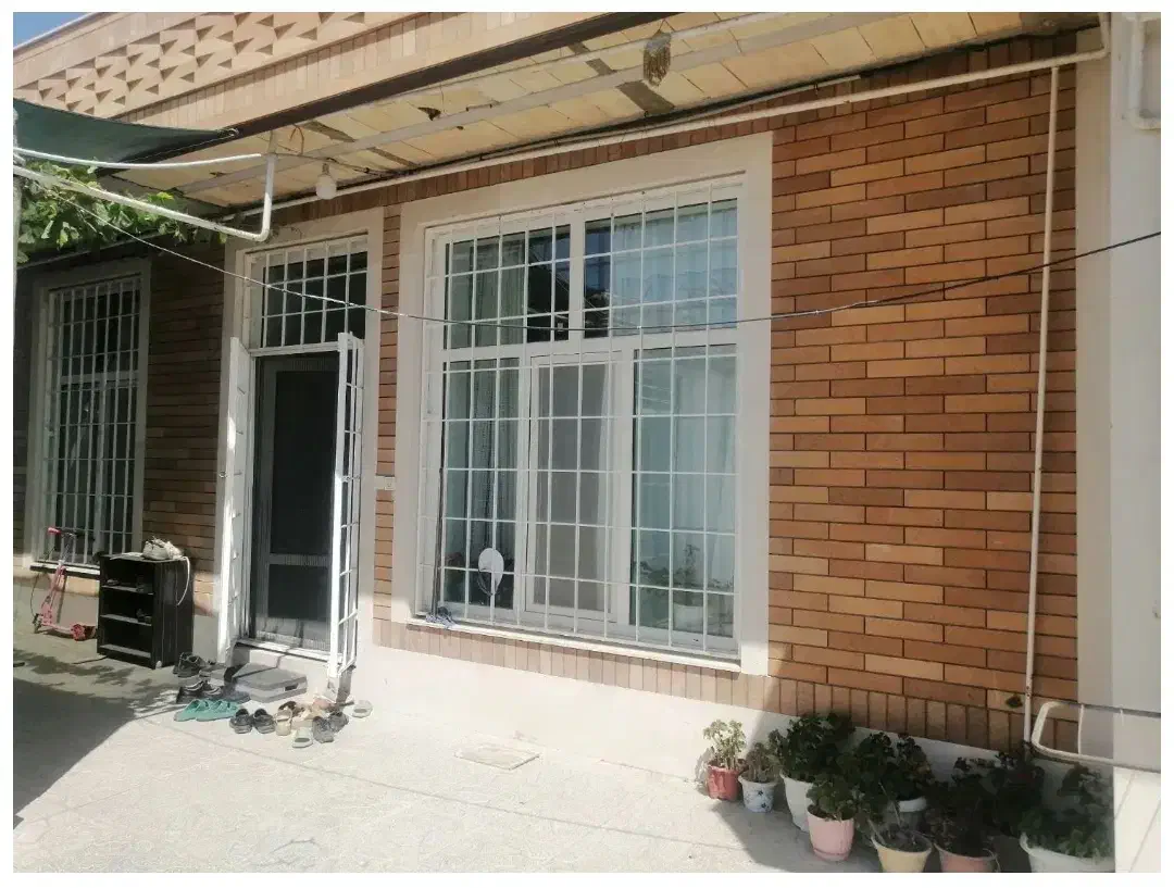 فروش ویلایی مسکونی سر خیابان اصلی|فروش خانه و ویلا|بافت, |دیوار