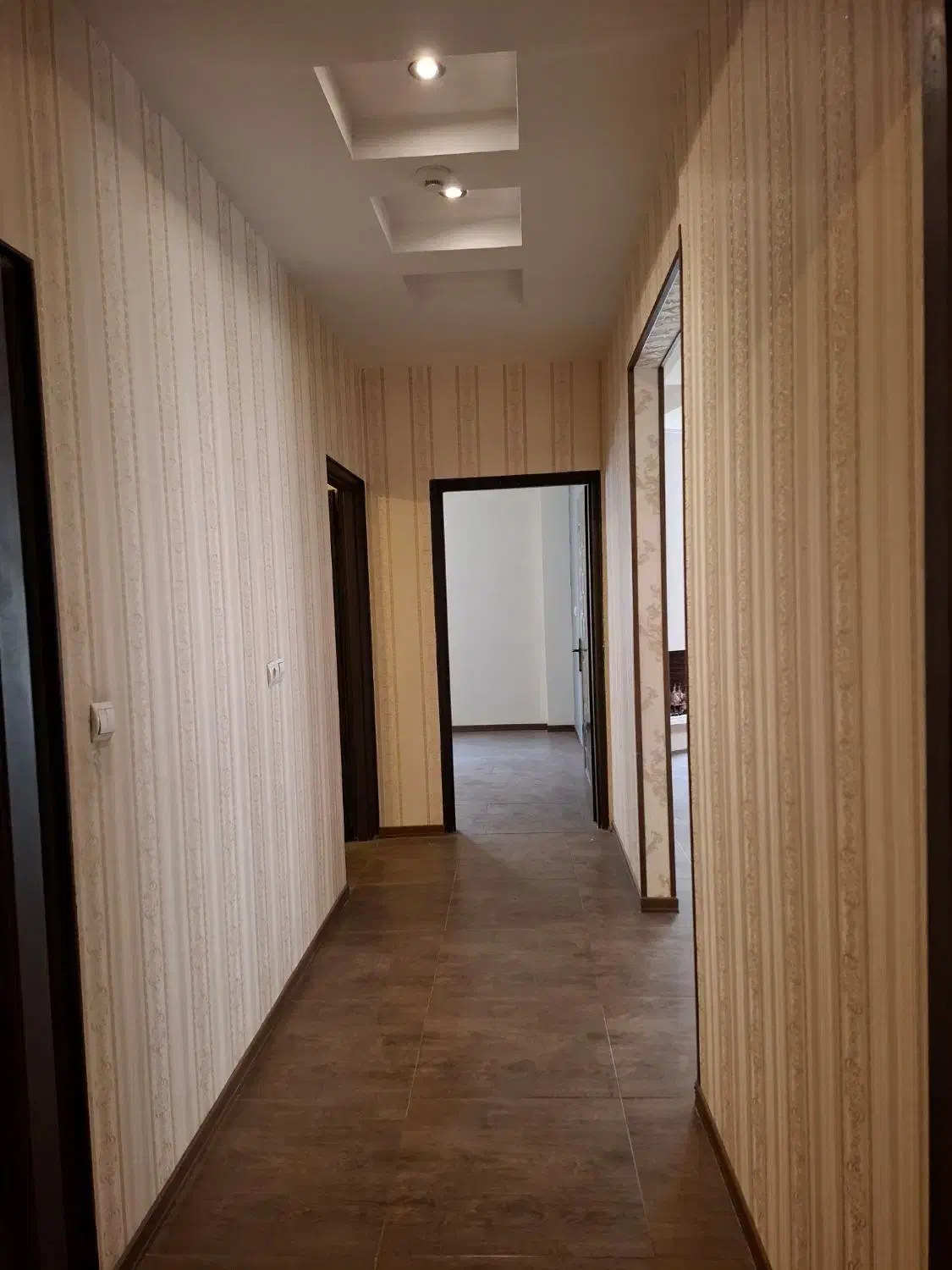 185متردونبش غرق نور/تخلیه تمیزرهن کامل فرامرزعباسی|اجارهٔ آپارتمان|مشهد, زمانه|دیوار