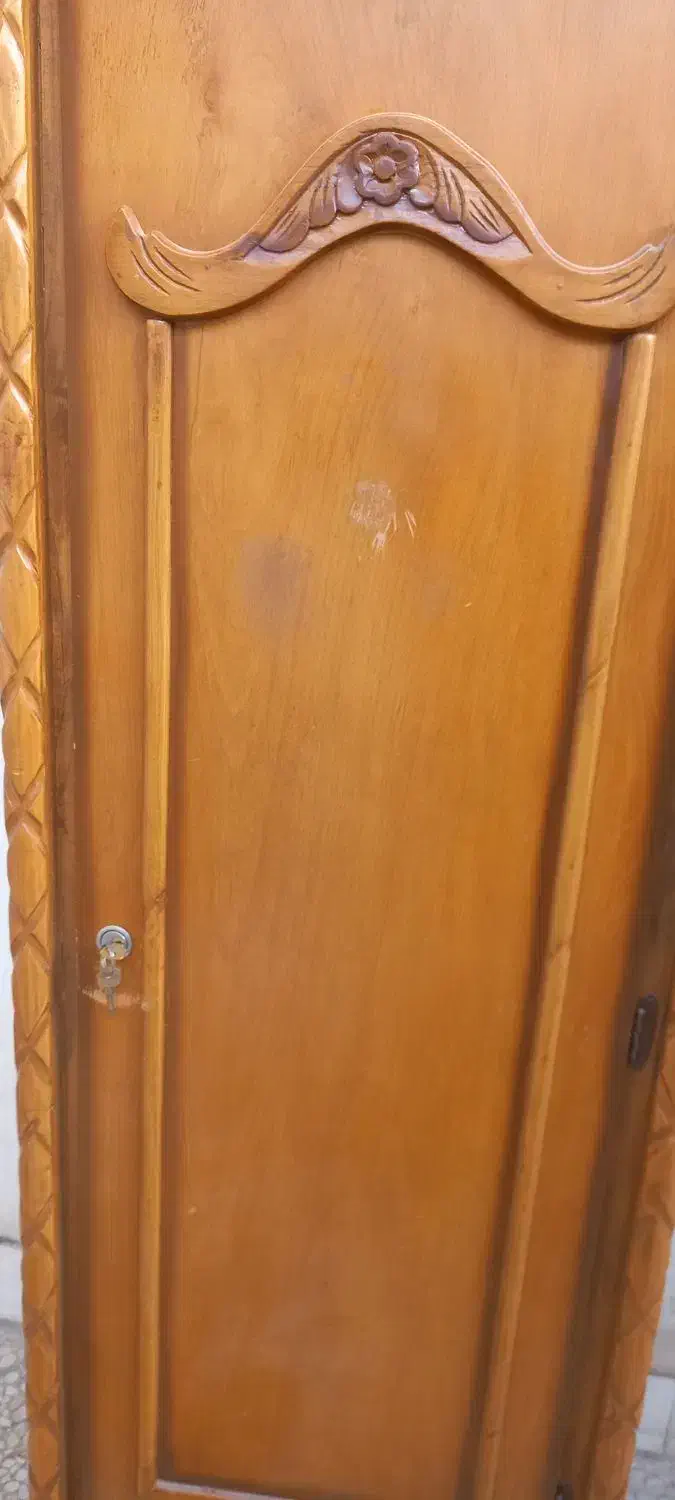 دو عدد کمد لباس و یک عدد دلاور ۶ کشوه|جاکفشی، کمد، دراور|کاشان, درب اصفهان|دیوار