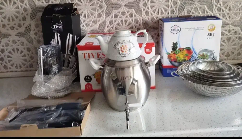 قوری وکتری وسرویس چاقوو ست ابکش|ظروف سرو و پذیرایی|کرج, شهرک نهال و بذر|دیوار