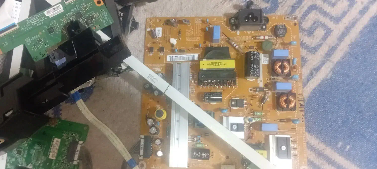 یک مادربرد ال جی|قطعات و لوازم جانبی رایانه|ارومیه, |دیوار