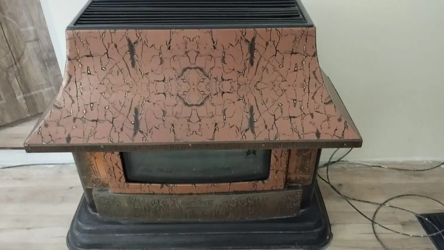 بخاری شومینه ای  کاملا سالم و  تمیز|بخاری، هیتر، شومینه|شهریار, شهرک شاهد|دیوار