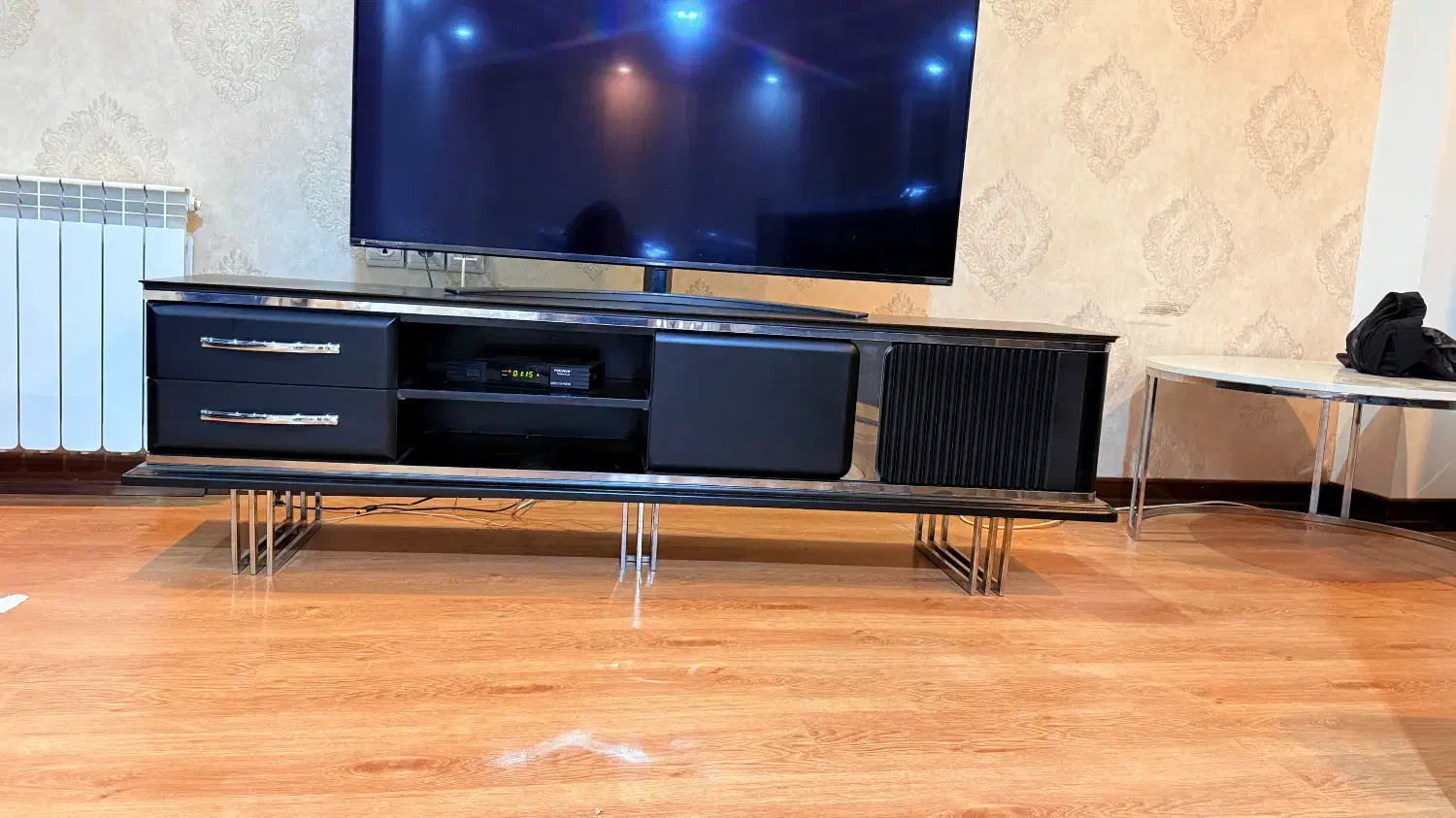 میز تی وی|میز تلویزیون|کرمان, |دیوار