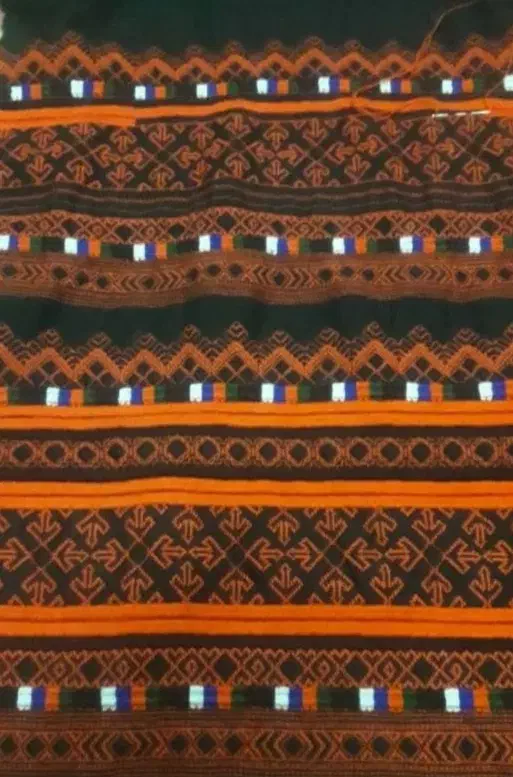 دوزنده میخوام|لباس|چابهار, |دیوار