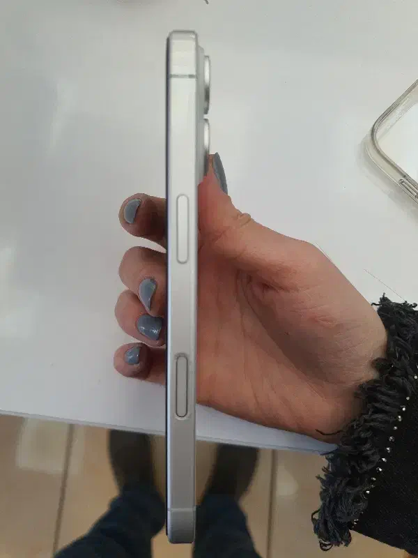 آیفن۱۷ نرمال|موبایل|کرمان, |دیوار